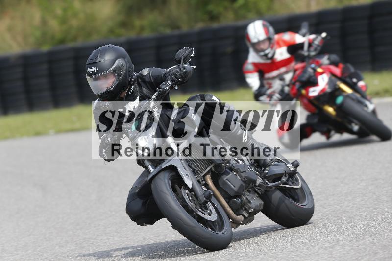/25 10.06.2025 MaxRacing ADR/Gruppe gruen/10